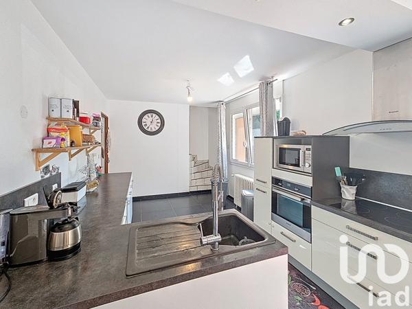 Maison à vendre 5 pièces 131 m² Prix-lès-Mézières