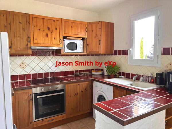 Maison T4 avec  piscine  neuve pour la résidence  et parking à Mallemort