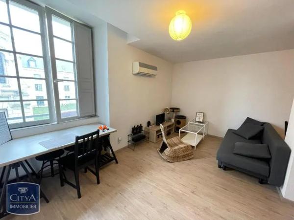 Appartement à louer 1 pièce 35.65m² Saumur (49400)