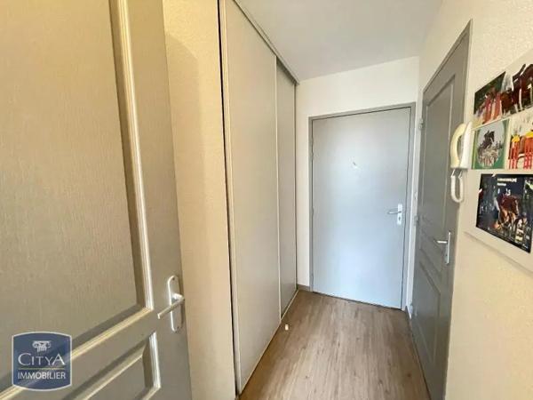 Appartement à louer 1 pièce 35.65m² Saumur (49400)