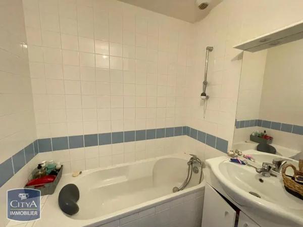 Appartement à louer 1 pièce 35.65m² Saumur (49400)