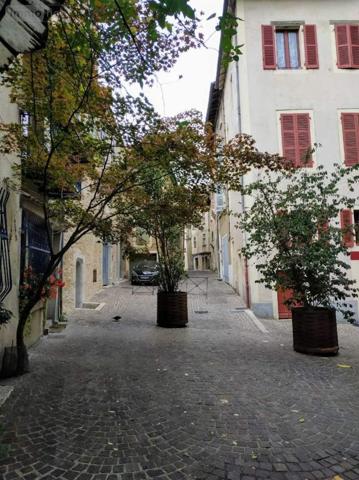 Maison à vendre à Cahors dans le Lot (46000), ref : 009/1744