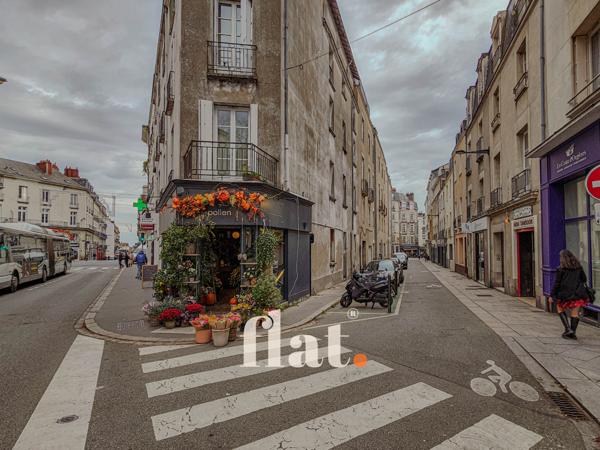 T2 | Charme de l’ancien | Parquet massif | Belle hauteur sous plafond | Copro entretenue | Centre Nantes