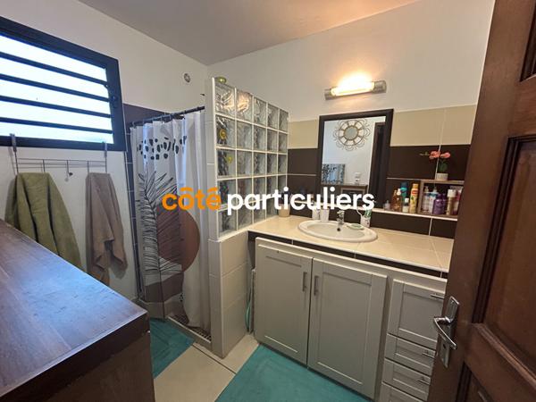 Vente Maison90 m² - 5 Pièces - SAINT PIERRE (97432)