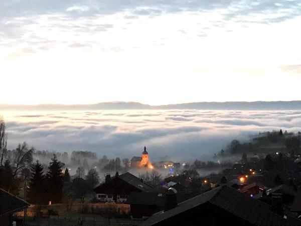Rare à la vente : spacieux appartement 5 pièces avec 3 balcons, garage fermé et emplacement privilégié