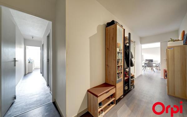 Appartement à vendre    3 pièces • 75,87 m2 Villeurbanne