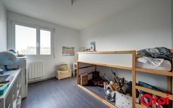 Appartement à vendre    3 pièces • 75,87 m2 Villeurbanne