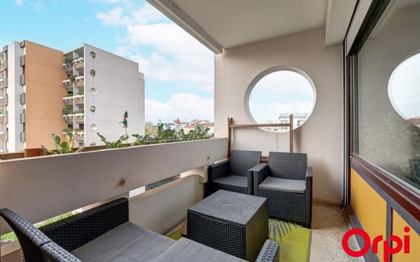 Appartement à vendre    3 pièces • 75,87 m2 Villeurbanne
