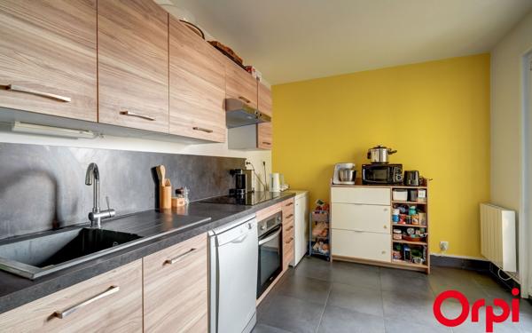 Appartement à vendre    3 pièces • 75,87 m2 Villeurbanne