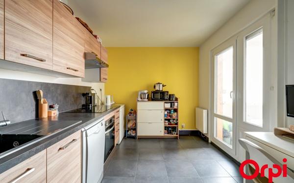 Appartement à vendre    3 pièces • 75,87 m2 Villeurbanne