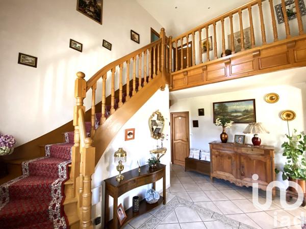 Maison 8 pièces de 185 m² à Nouans-les-Fontaines (37460)