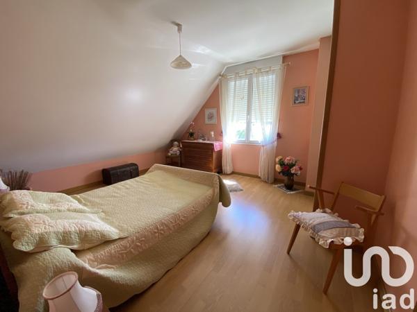 Maison 8 pièces de 185 m² à Nouans-les-Fontaines (37460)