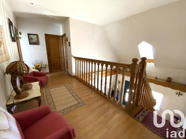 Maison 8 pièces de 185 m² à Nouans-les-Fontaines (37460)