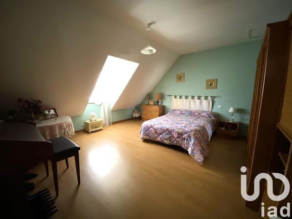 Maison 8 pièces de 185 m² à Nouans-les-Fontaines (37460)