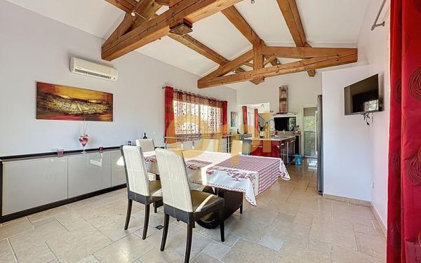 Maison à vendre    5 pièces • 108,05 m2 Saint-Raphaël