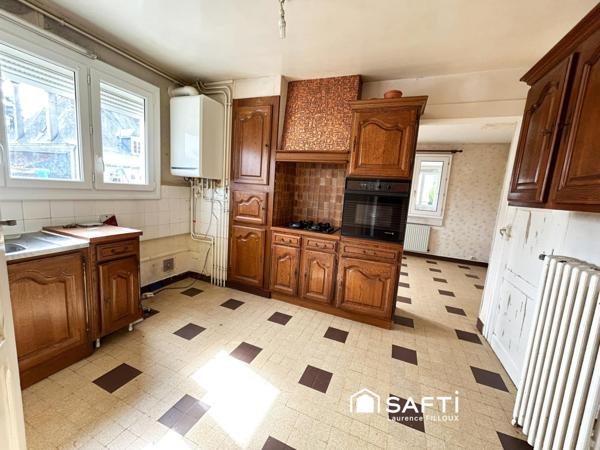 Maison de ville au coeur du bourg