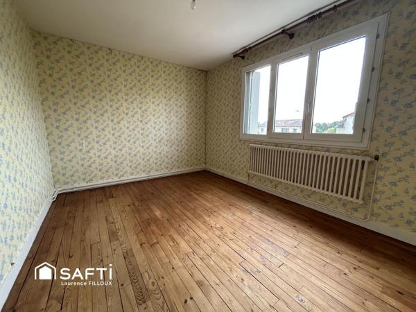 Maison de ville au coeur du bourg