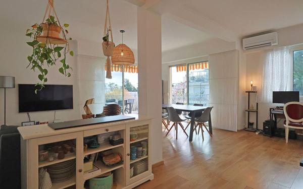 Appartement à vendre    3 pièces • 85 m2 Nice