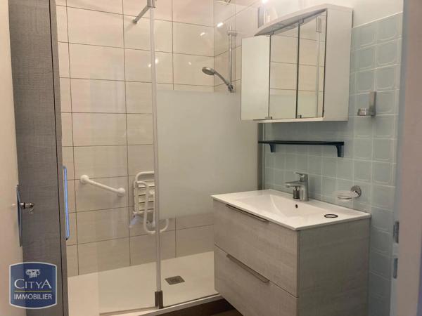 Appartement à louer 4 pièces 78.52m² Le Pont-de-Claix (38800)