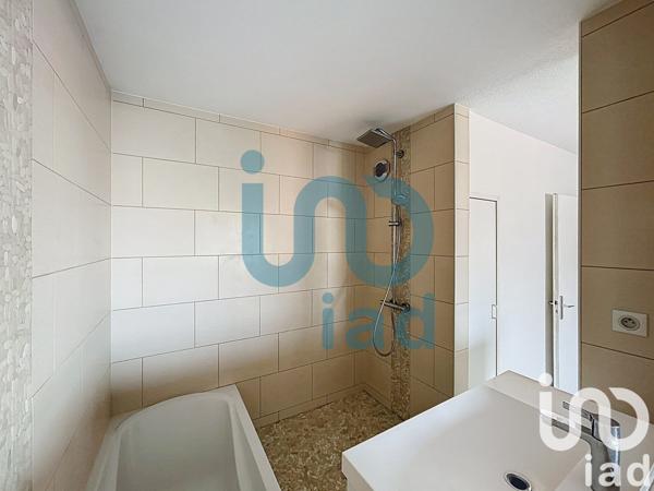 Appartement 2 pièces de 67 m² à Mulhouse (68200)