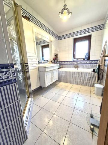 Maison à vendre 8 pièces 132m² Cambrai (59400)