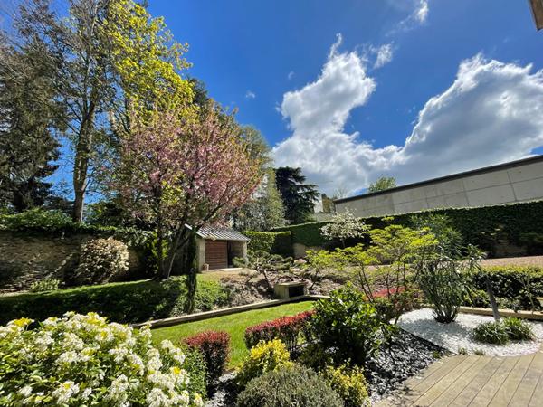 ACHAT-VENTE LAVAL Appartement d'Exception de 174 m² proche GARE