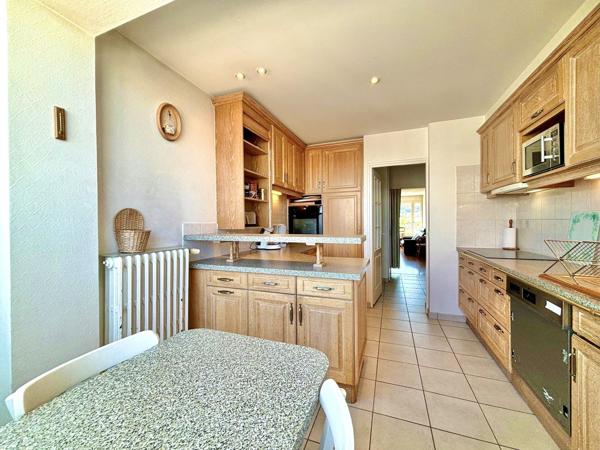 SPECIAL ETUDIANT - ANNECY - F3 70 m² - meublé