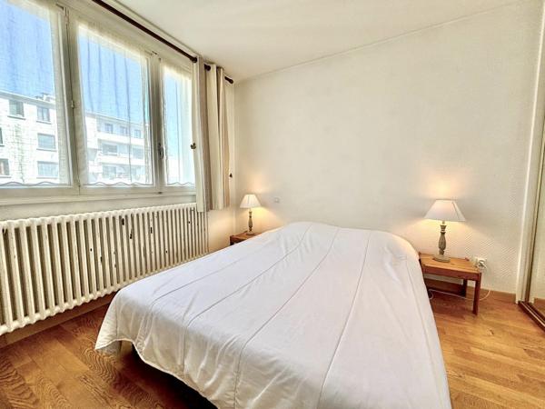 SPECIAL ETUDIANT - ANNECY - F3 70 m² - meublé