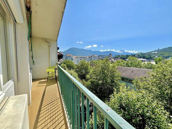 SPECIAL ETUDIANT - ANNECY - F3 70 m² - meublé