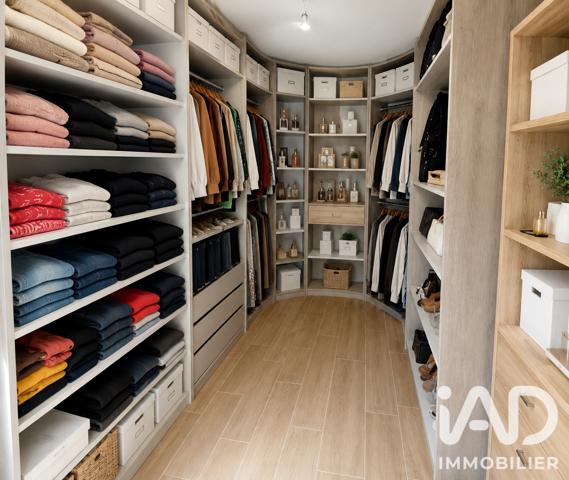 Maison à vendre 10 pièces 150 m² Pierrelatte