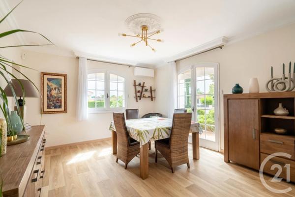 Maison à vendre  6 pièces - 160 m 2   ALBI  - 81