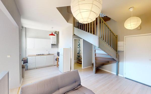 Appartement à louer    2 pièces • 42,65 m2 Saint-Étienne