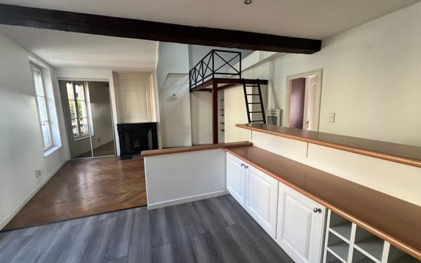 Appartement à louer    2 pièces •  Lyon 5