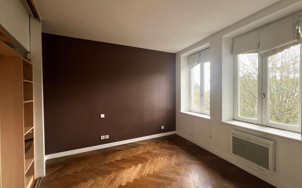 Appartement à louer    2 pièces •  Lyon 5