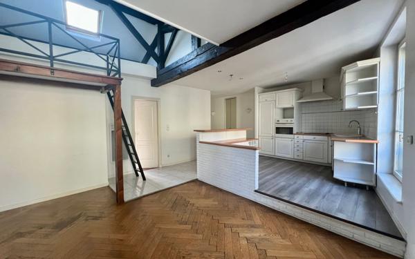 Appartement à louer    2 pièces •  Lyon 5