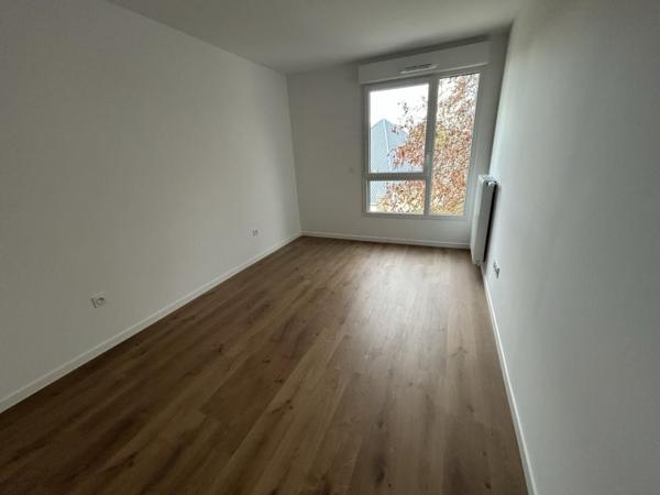 Location Appartement 4 pièces 76.7 m² - Alfortville 94140
