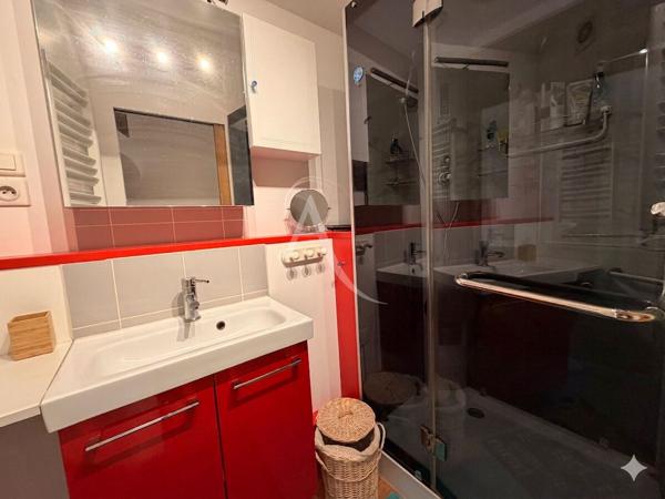 MAISON DE VILLAGE TYPE 5 AVEC DEPENDANCE VINON SUR VERDON