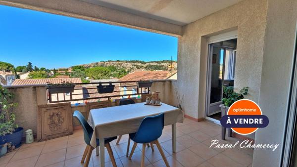 CAVAILLON | T3 de 61 m² avec terrasse couverte de 11 m² & garage en résidence fermée