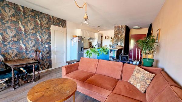 CAVAILLON | T3 de 61 m² avec terrasse couverte de 11 m² & garage en résidence fermée