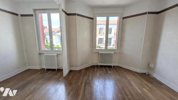 VICHY Jeanne d'ARC Villa 127m² Hab. Avec Jardin & Garage