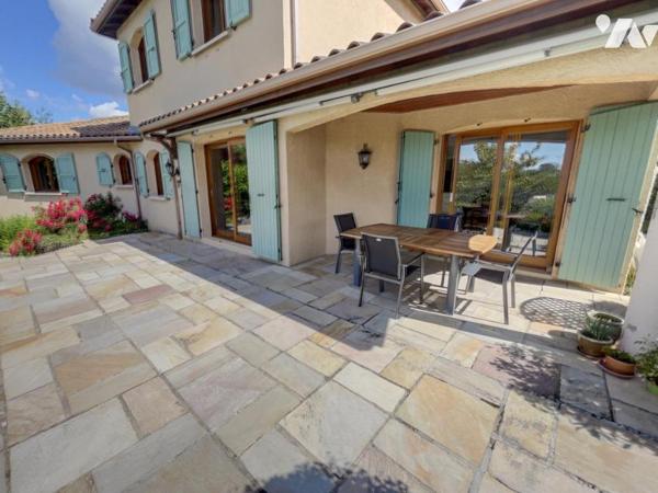 MAISON SAINT-CYR-AU-MONT-D'OR 153 m² habitable terrain 1428m² pisicne