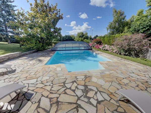 MAISON SAINT-CYR-AU-MONT-D'OR 153 m² habitable terrain 1428m² pisicne