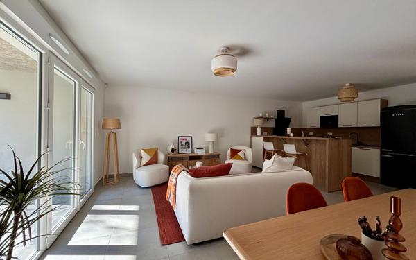 Appartement à vendre    3 pièces • 67,60 m2 Nîmes