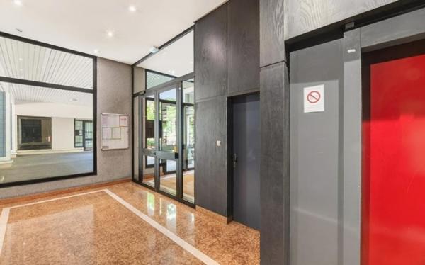 Parking/box · Vente Lyon (69006) 13m²