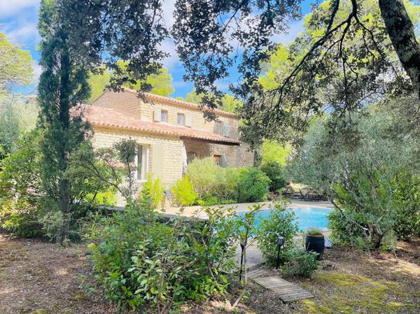 Murs (84220) Charmante demeure provençale à découvrir !