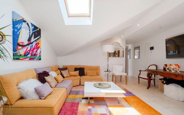 Appartement à vendre    5 pièces • 174 m2 Bandol