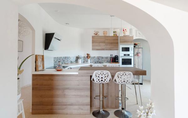 Appartement à vendre    5 pièces • 174 m2 Bandol