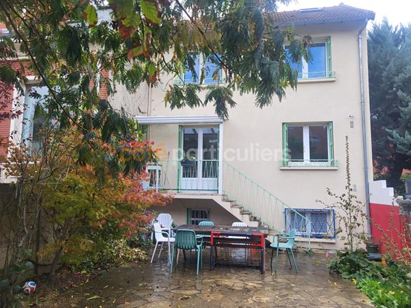 Vente
                Maison88 m² - 5 Pièces -
                    CLAMART (92140)