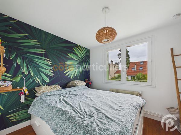Vente
                Maison88 m² - 5 Pièces -
                    CLAMART (92140)
