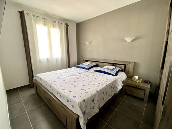 Maison T3 plain-pied  75 m²  Garage, dépendances Parcelle 320 m²  Environnement calme